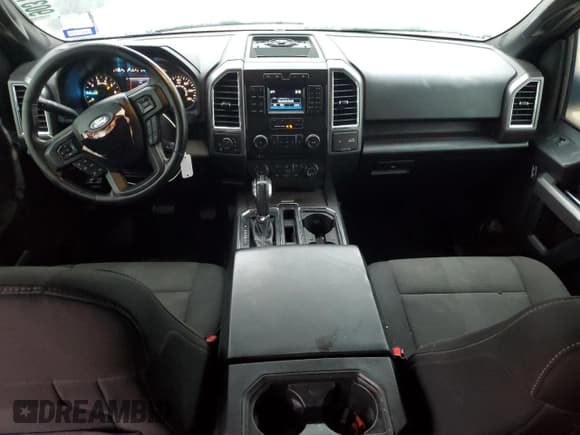 ✅ 2015 Ford F-150 XLT • VIN: 1FTEW1EP8FKD04805 • Lot: 90312635. Wystawiony na Copart z przebiegiem 123 361 mil. Bezpłatny archiwum sprzedaży aukcyjnych z USA i szczegółowy raport historii pojazdu na DreamBid. Zdjęcie 8.