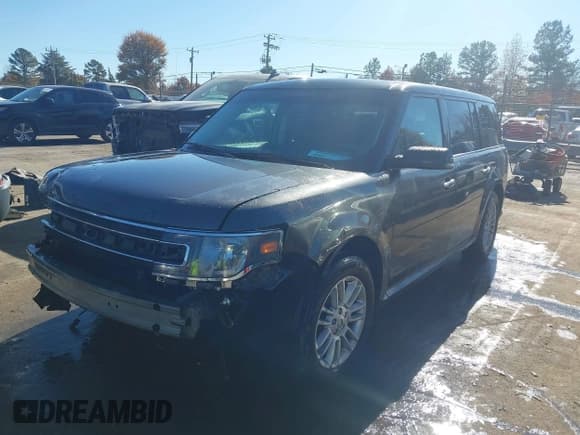 ✅ 2015 Ford Flex SEL • VIN: 2FMGK5C89FBA19530 • Lot: 43696092. Wystawiony na IAAI z przebiegiem 176 957 mil. Bezpłatny archiwum sprzedaży aukcyjnych z USA i szczegółowy raport historii pojazdu na DreamBid. Zdjęcie 2.