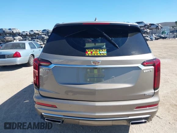✅ 2023 Cadillac XT6 FWD Luxury • VIN: 1GYKPAR43PZ146778 • Lot: 43587777. Listed on IAAI with 45,394 mi. Free auction sales archive from the USA and detailed vehicle history report at DreamBid. Image 17.