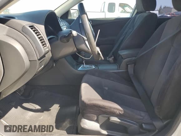 ✅ 2009 Nissan Altima S • VIN: 1N4AL21E39C124735 • Lot: 68182365. Listed on Copart with 237,584 mi. Free auction sales archive from the USA and detailed vehicle history report at DreamBid. Image 7.