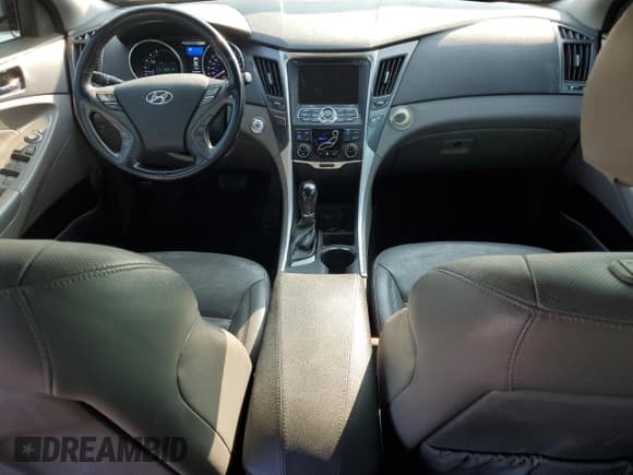 ✅ 2014 Hyundai Sonata Limited • VIN: KMHEC4A44EA118197 • Lot: 67285964. Listed on Copart with 208,020 mi. Free auction sales archive from the USA and detailed vehicle history report at DreamBid. Image 8.