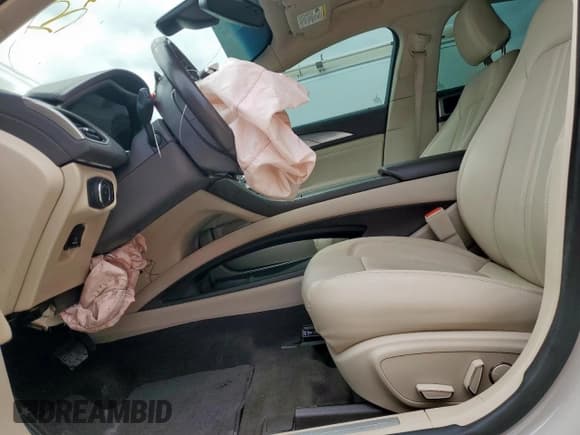 ✅ 2020 Lincoln MKZ Standard • VIN: 3LN6L5A90LR622917 • Лот: 71522425. Опубликован ранее на Copart с пробегом 35 342 миль. Бесплатный доступ к архиву аукционных продаж из США и подробный отчёт об истории автомобиля на DreamBid. Изображение 7.