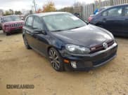 ✅ 2014 Volkswagen Golf GTI Wolfsburg Edition • VIN: WVWGD7AJ1EW004534 • Lot: 43669500. Wystawiony na IAAI z przebiegiem 152 747 mil. Bezpłatny archiwum sprzedaży aukcyjnych z USA i szczegółowy raport historii pojazdu na DreamBid. Zdjęcie 1.