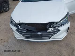 ✅ 2019 Hyundai Elantra SEL • VIN: 5NPD84LFXKH458488 • Lot: 43547521. Listed on IAAI with 90,853 mi. Free auction sales archive from the USA and detailed vehicle history report at DreamBid. Image 6.