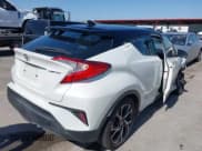✅ 2019 Toyota C-HR XLE • VIN: NMTKHMBX8KR080360 • Lot: 42011087. Listed on IAAI with 72,429 mi. Free auction sales archive from the USA and detailed vehicle history report at DreamBid. Image 4.