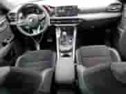 2024 Dodge Hornet R/T z VIN ZACPDFCW9R3A35429, wystawiony jako Copart lot #62019975 z przebiegiem 11 111 mil mil oraz Szkoda całkowita • Salvage title. Historia ofert i sprzedaży dostępna na DreamBid. Obrazek 8.