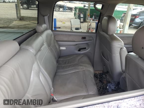 ✅ 2002 GMC Sierra 1500HD SLE • VIN: 1GTGC13U12F137815 • Lot: 60113925. Wystawiony na Copart z przebiegiem Nie podano. Bezpłatny archiwum sprzedaży aukcyjnych z USA i szczegółowy raport historii pojazdu na DreamBid. Zdjęcie 10.