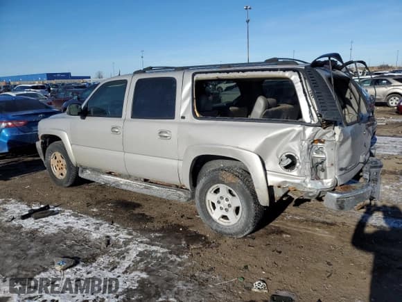✅ 2005 Chevrolet Suburban LT • VIN: 1GNFK16Z25J196032 • Лот: 42376875. Опубликован ранее на Copart с пробегом 195 535 миль. Бесплатный доступ к архиву аукционных продаж из США и подробный отчёт об истории автомобиля на DreamBid. Изображение 2.