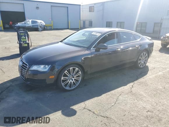 ✅ 2014 Audi A7 Premium Plus • VIN: WAUWMAFC4EN066371 • Lot: 91780115. Wystawiony na Copart z przebiegiem 157 811 mil. Bezpłatny archiwum sprzedaży aukcyjnych z USA i szczegółowy raport historii pojazdu na DreamBid. Zdjęcie 1.