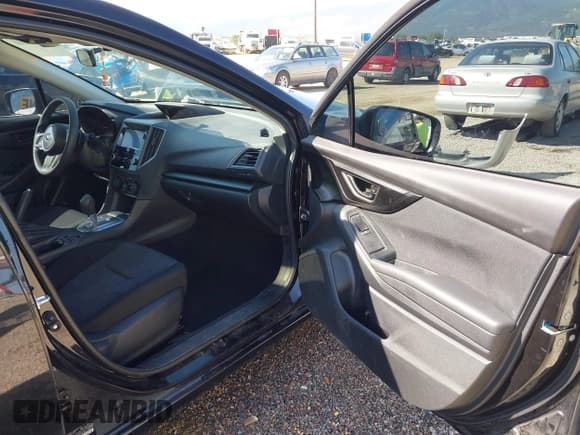 ✅ 2023 Subaru Impreza Premium • VIN: 4S3GKAD65P3604150 • Lot: 42648101. Wystawiony na IAAI z przebiegiem 36 556 mil. Bezpłatny archiwum sprzedaży aukcyjnych z USA i szczegółowy raport historii pojazdu na DreamBid. Zdjęcie 5.