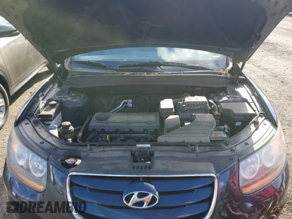 ✅ 2011 Hyundai Santa Fe GLS • VIN: 5XYZGDAB7BG014307 • Lot: 91380255. Listed on Copart with 178,397 mi. Free auction sales archive from the USA and detailed vehicle history report at DreamBid. Image 12.