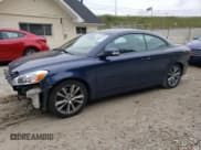 ✅ 2013 Volvo C70 T5 • VIN: YV1672MC4DJ138415 • Лот: 72516204. Опубликован ранее на Copart с пробегом 96 698 миль. Бесплатный доступ к архиву аукционных продаж из США и подробный отчёт об истории автомобиля на DreamBid. Изображение 1.