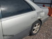 ✅ 1998 Lexus ES 300 • VIN: JT8BF28G9W5016146 • Lot: 42672230. Listed on IAAI with 303,819 mi. Free auction sales archive from the USA and detailed vehicle history report at DreamBid. Image 15.