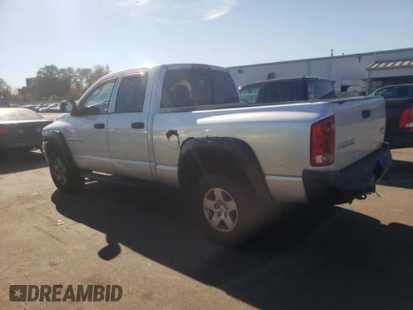 ✅ 2004 Dodge 1500 SLT • VIN: 1D7HU18D54S786298 • Лот: 76444164. Опубликован ранее на Copart с пробегом 112 436 миль. Бесплатный доступ к архиву аукционных продаж из США и подробный отчёт об истории автомобиля на DreamBid. Изображение 2.