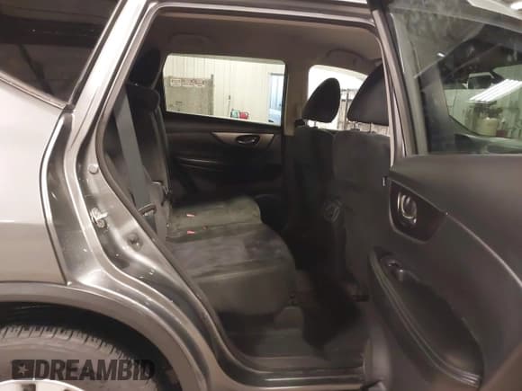 ✅ 2015 Nissan Rogue S • VIN: KNMAT2MV5FP545639 • Лот: 43431270. Опубликован ранее на IAAI с пробегом 94 523 миль. Бесплатный доступ к архиву аукционных продаж из США и подробный отчёт об истории автомобиля на DreamBid. Изображение 8.