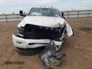 ✅ 2018 Ram 2500 SLT • VIN: 3C6UR5DL1JG108706 • Lot: 81665245. Listed on Copart with 93,702 mi. Free auction sales archive from the USA and detailed vehicle history report at DreamBid. Image 5.