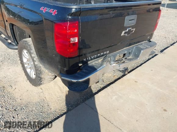 ✅ 2016 Chevrolet Silverado 1500 LT • VIN: 3GCUKREC8GG236887 • Лот: 43392672. Опубликован ранее на IAAI с пробегом 145 857 миль. Бесплатный доступ к архиву аукционных продаж из США и подробный отчёт об истории автомобиля на DreamBid. Изображение 6.