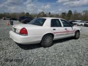 ✅ 2010 Ford Police Interceptor • VIN: 2FABP7BV2AX104505 • Лот: 51165135. Опубликован ранее на Copart с пробегом Не указан. Бесплатный доступ к архиву аукционных продаж из США и подробный отчёт об истории автомобиля на DreamBid. Изображение 3.