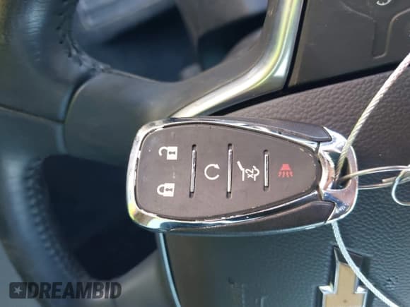 ✅ 2022 Chevrolet Traverse LT Cloth • VIN: 1GNERGKW1NJ104429 • Lot: 43174772. Wystawiony na IAAI z przebiegiem 66 873 mil. Bezpłatny archiwum sprzedaży aukcyjnych z USA i szczegółowy raport historii pojazdu na DreamBid. Zdjęcie 11.