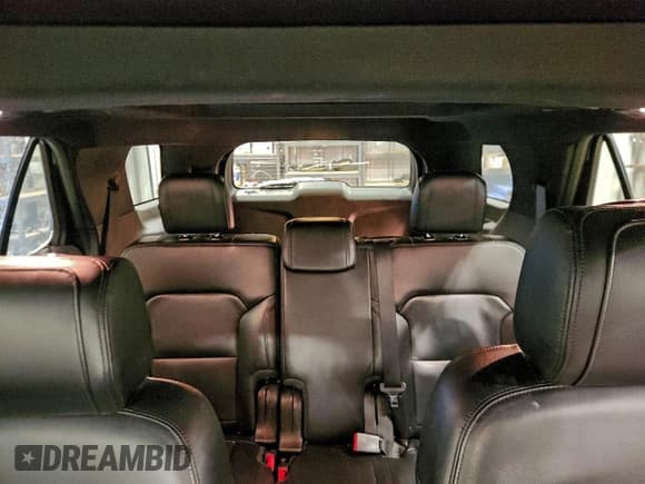 ✅ 2017 Ford Explorer XLT • VIN: 1FM5K8D80HGB82490 • Lot: 94912835. Wystawiony na Copart z przebiegiem 88 964 mil. Bezpłatny archiwum sprzedaży aukcyjnych z USA i szczegółowy raport historii pojazdu na DreamBid. Zdjęcie 10.