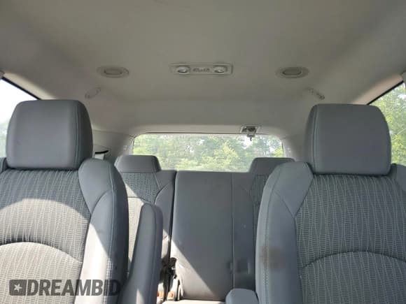 ✅ 2016 Chevrolet Traverse LT • VIN: 1GNKVGKD7GJ223683 • Лот: 68108655. Опубликован ранее на Copart с пробегом 109 629 миль. Бесплатный доступ к архиву аукционных продаж из США и подробный отчёт об истории автомобиля на DreamBid. Изображение 10.