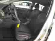 ✅ 2019 Hyundai Ioniq Blue • VIN: KMHC65LC2KU160127 • Лот: 80335824. Размещён на Copart с пробегом 73 556 миль миль. Получите бесплатный доступ к архиву аукционных продаж из США и посмотрите подробный отчёт об истории автомобиля на DreamBid. Изображение 7.