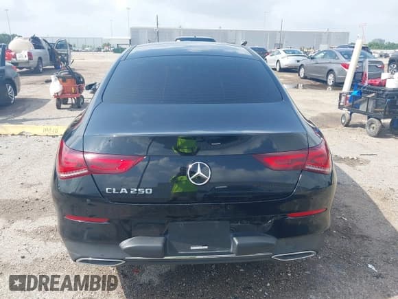 ✅ 2021 Mercedes-Benz CLA 250 • VIN: W1K5J4GB7MN186247 • Лот: 42492201. Опубликован ранее на IAAI с пробегом 53 793 миль. Бесплатный доступ к архиву аукционных продаж из США и подробный отчёт об истории автомобиля на DreamBid. Изображение 16.
