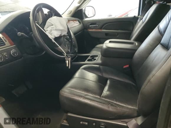 ✅ 2013 GMC Sierra 1500 SLT • VIN: 1GTR2WE79DZ202136 • Lot: 60446845. Listed on Copart with 121,138 mi. Free auction sales archive from the USA and detailed vehicle history report at DreamBid. Image 7.