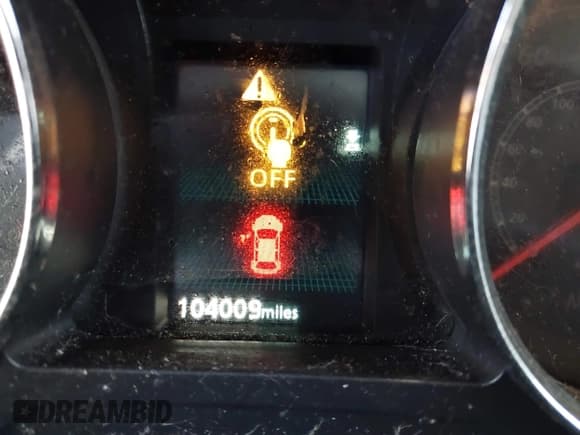 ✅ 2021 Mitsubishi Outlander ES • VIN: JA4ARUAU6MU020653 • Lot: 43406687. Listed on IAAI with 104,009 mi. Free auction sales archive from the USA and detailed vehicle history report at DreamBid. Image 14.