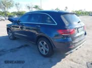 ✅ 2022 Mercedes-Benz GLC 300 • VIN: W1N0G8DB7NG036782 • Lot: 43504489. Listed on IAAI with 25,626 mi. Free auction sales archive from the USA and detailed vehicle history report at DreamBid. Image 3.