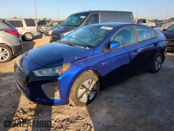 2019 Hyundai Ioniq Blue с VIN KMHC65LC4KU110460, выставлен на аукционе Copart как лот 76001224 с пробегом 28 737 миль миль и На запчасти • Non repairable. История ставок и продаж доступна на DreamBid. Изображение 1.