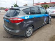 ✅ 2013 Ford C-Max SE • VIN: 1FADP5AU8DL509369 • Lot: 42131921. Wystawiony na IAAI z przebiegiem 191 980 mil. Bezpłatny archiwum sprzedaży aukcyjnych z USA i szczegółowy raport historii pojazdu na DreamBid. Zdjęcie 4.