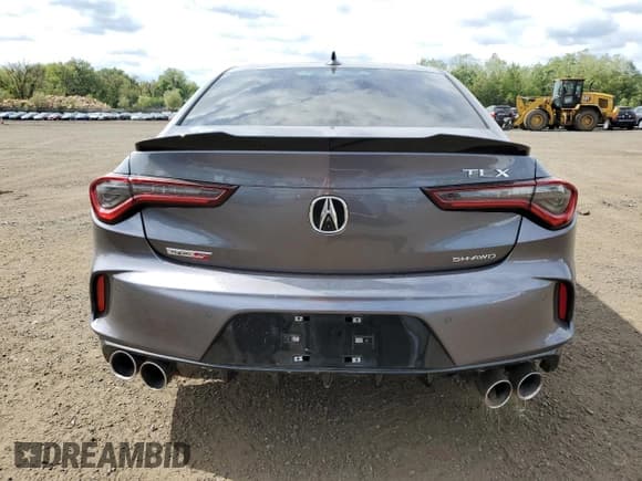 ✅ 2022 Acura TLX Type S • VIN: 19UUB7F02NA002234 • Lot: 80963905. Listed on Copart with 31,391 mi. Free auction sales archive from the USA and detailed vehicle history report at DreamBid. Image 6.