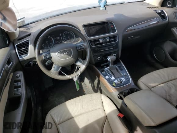 ✅ 2016 Audi Q5 Premium Plus • VIN: WA1L2AFP3GA141371 • Лот: 54384165. Опубликован ранее на Copart с пробегом 241 798 миль. Бесплатный доступ к архиву аукционных продаж из США и подробный отчёт об истории автомобиля на DreamBid. Изображение 8.