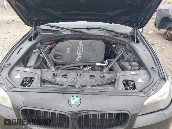 ✅ 2014 BMW 5 Series 535d • VIN: WBAXA5C51ED691018 • Lot: 41887112. Listed on IAAI with 174,684 mi. Free auction sales archive from the USA and detailed vehicle history report at DreamBid. Image 10.