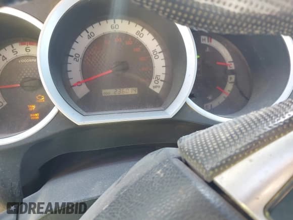 ✅ 2015 Toyota Tacoma PreRunner • VIN: 5TFJU4GN2FX066552 • Лот: 43609841. Опубликован ранее на IAAI с пробегом 236 014 миль. Бесплатный доступ к архиву аукционных продаж из США и подробный отчёт об истории автомобиля на DreamBid. Изображение 7.