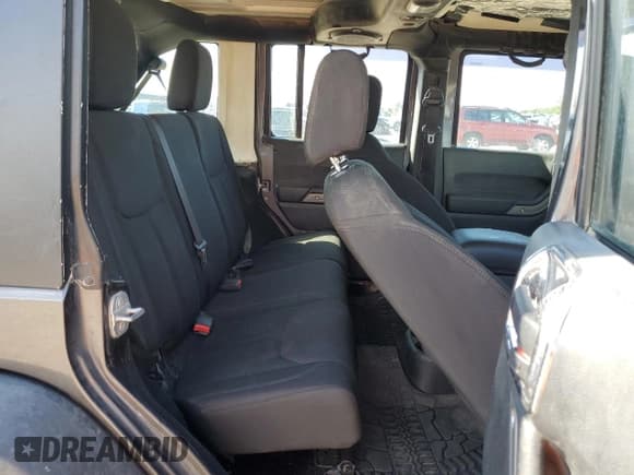✅ 2014 Jeep Wrangler Unlimited Sport RHD • VIN: 1C4BJWKG3EL257078 • Lot: 73164964. Listed on Copart with 249,951 mi. Free auction sales archive from the USA and detailed vehicle history report at DreamBid. Image 11.