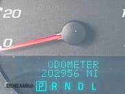 ✅ 2014 Chevrolet Impala LS • VIN: 2G1WA5E35E1109940 • Lot: 42925986. Wystawiony na IAAI z przebiegiem 202 956 mil. Bezpłatny archiwum sprzedaży aukcyjnych z USA i szczegółowy raport historii pojazdu na DreamBid. Zdjęcie 15.