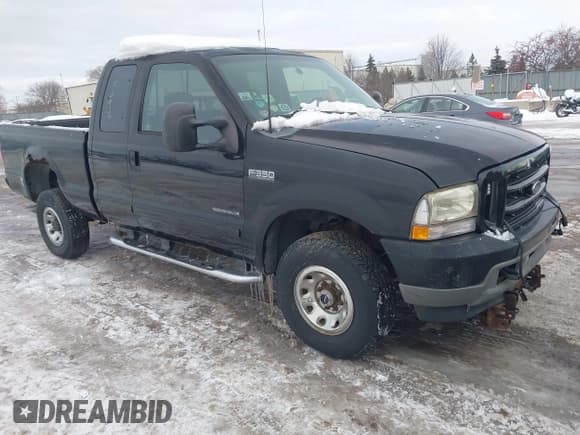 ✅ 2002 Ford F-350 XL • VIN: 1FTSX31F42EC03245 • Лот: 43865693. Опубликован ранее на IAAI с пробегом 191 682 миль. Бесплатный доступ к архиву аукционных продаж из США и подробный отчёт об истории автомобиля на DreamBid. Изображение 1.