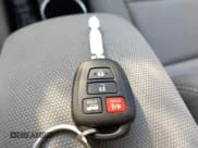 ✅ 2015 Toyota Corolla LE Eco • VIN: 5YFBPRHE9FP229283 • Lot: 42891889. Wystawiony na IAAI z przebiegiem 103 244 mil. Bezpłatny archiwum sprzedaży aukcyjnych z USA i szczegółowy raport historii pojazdu na DreamBid. Zdjęcie 11.