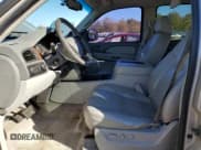 ✅ 2007 Chevrolet Tahoe LT • VIN: 1GNFK13037R115078 • Lot: 91200665. Wystawiony na Copart z przebiegiem 258 419 mil. Bezpłatny archiwum sprzedaży aukcyjnych z USA i szczegółowy raport historii pojazdu na DreamBid. Zdjęcie 7.