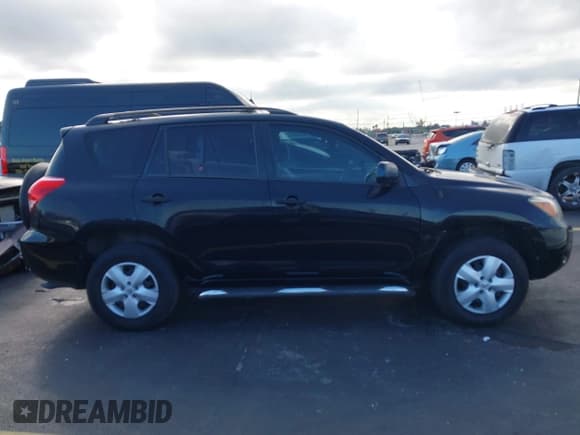 ✅ 2006 Toyota RAV4 • VIN: JTMZD33V066002955 • Lot: 43757256. Wystawiony na IAAI z przebiegiem 140 854 mil. Bezpłatny archiwum sprzedaży aukcyjnych z USA i szczegółowy raport historii pojazdu na DreamBid. Zdjęcie 13.