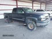 ✅ 2006 Chevrolet Silverado 2500HD LT2 • VIN: 1GCHK29D46E164149 • Лот: 43762921. Опубликован ранее на IAAI с пробегом 383 992 миль. Бесплатный доступ к архиву аукционных продаж из США и подробный отчёт об истории автомобиля на DreamBid. Изображение 1.