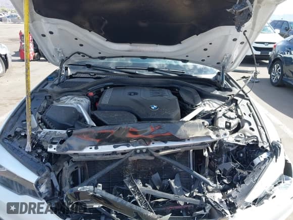 ✅ 2020 BMW 5 Series 530i • VIN: WBAJR3C04LCE17647 • Lot: 42181535. Wystawiony na IAAI z przebiegiem 42 265 mil. Bezpłatny archiwum sprzedaży aukcyjnych z USA i szczegółowy raport historii pojazdu na DreamBid. Zdjęcie 10.