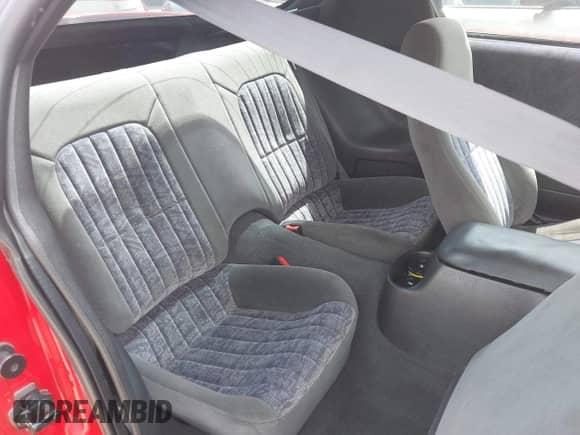 2002 Chevrolet Camaro Z28 z VIN 2G1FP22G222101109, wystawiony jako IAAI lot #39531558 z przebiegiem 100 136 mil mil oraz . Historia ofert i sprzedaży dostępna na DreamBid. Obrazek 8.