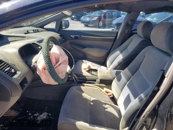 ✅ 2007 Honda Civic EX • VIN: 1HGFA16827L019217 • Лот: 85822225. Опубликован ранее на Copart с пробегом 260 037 миль. Бесплатный доступ к архиву аукционных продаж из США и подробный отчёт об истории автомобиля на DreamBid. Изображение 7.