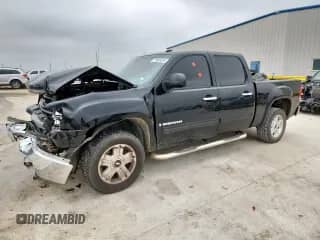 2009 GMC Sierra 1500 SL with VIN 3GTEC13C09G236245, listed as a Copart auction lot 71030815 with 216,298 mi miles and Salvage title. Bid and sale history available at DreamBid. Image 1.