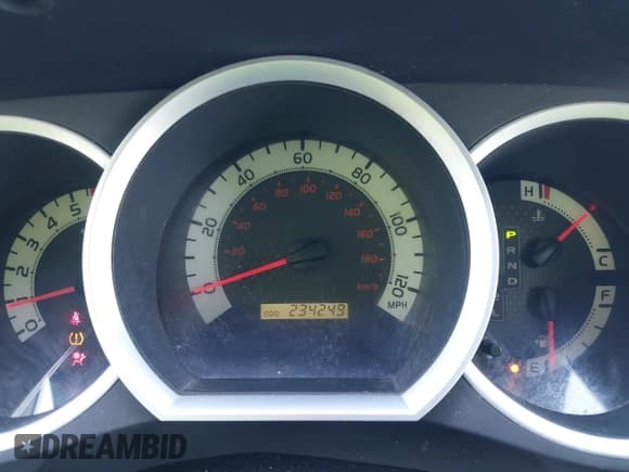 ✅ 2013 Toyota Tacoma • VIN: 5TFNX4CN0DX019127 • Lot: 42640486. Wystawiony na IAAI z przebiegiem 234 249 mil. Bezpłatny archiwum sprzedaży aukcyjnych z USA i szczegółowy raport historii pojazdu na DreamBid. Zdjęcie 15.