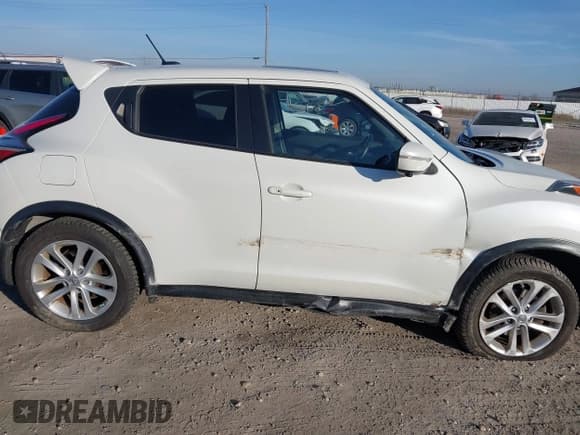 ✅ 2015 Nissan Juke Nismo • VIN: JN8AF5MV9FT553263 • Lot: 43704838. Wystawiony na IAAI z przebiegiem 187 935 mil. Bezpłatny archiwum sprzedaży aukcyjnych z USA i szczegółowy raport historii pojazdu na DreamBid. Zdjęcie 6.