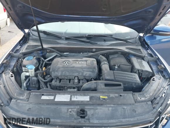 ✅ 2016 Volkswagen Passat S • VIN: 1VWAS7A3XGC046778 • Лот: 42431146. Опубликован ранее на IAAI с пробегом 136 178 миль. Бесплатный доступ к архиву аукционных продаж из США и подробный отчёт об истории автомобиля на DreamBid. Изображение 10.